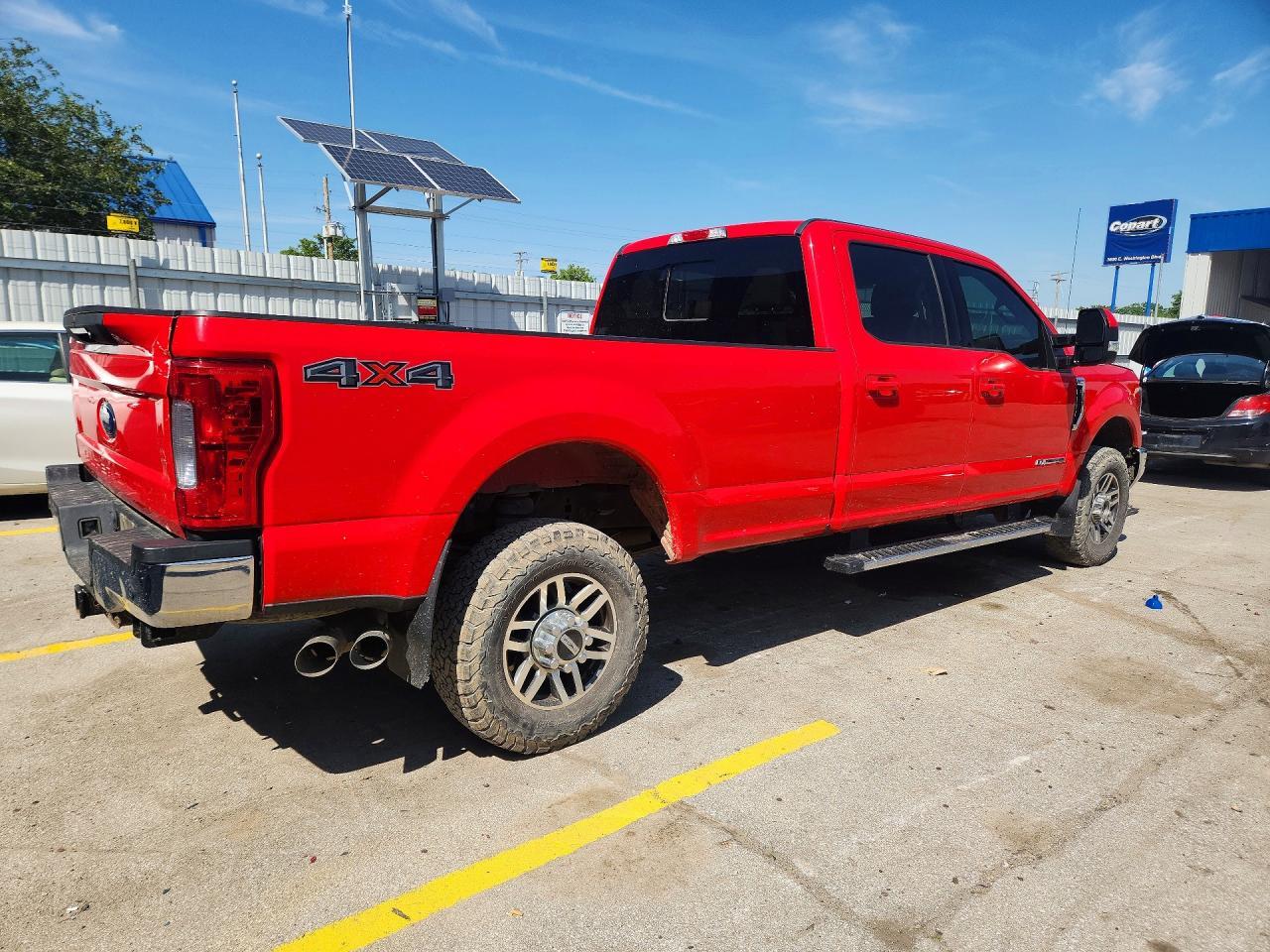 2019 Ford F350 Super Duty - Фото 3