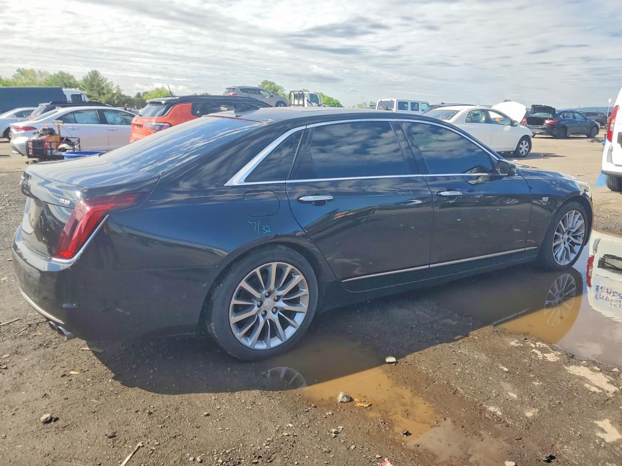 2017 Cadillac Ct6 Luxury - Фото 3