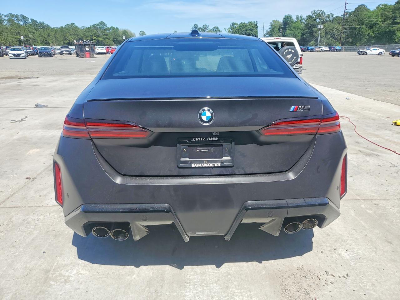 2026 BMW M5 - Фото 6