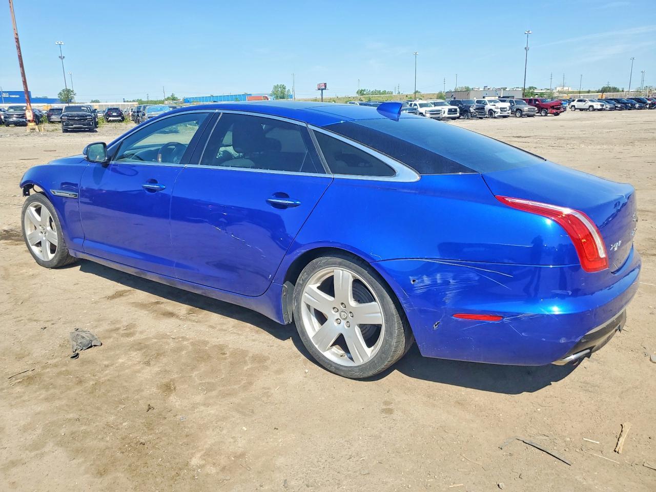2017 Jaguar Xjl Portfolio - Image 2