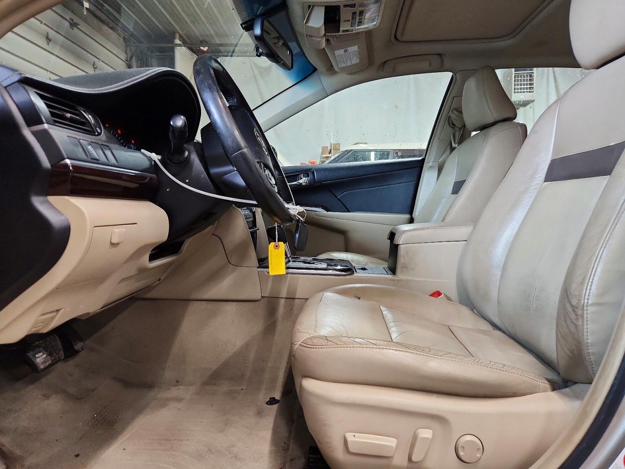 2014 Toyota Camry Xle V6 - Фото 7
