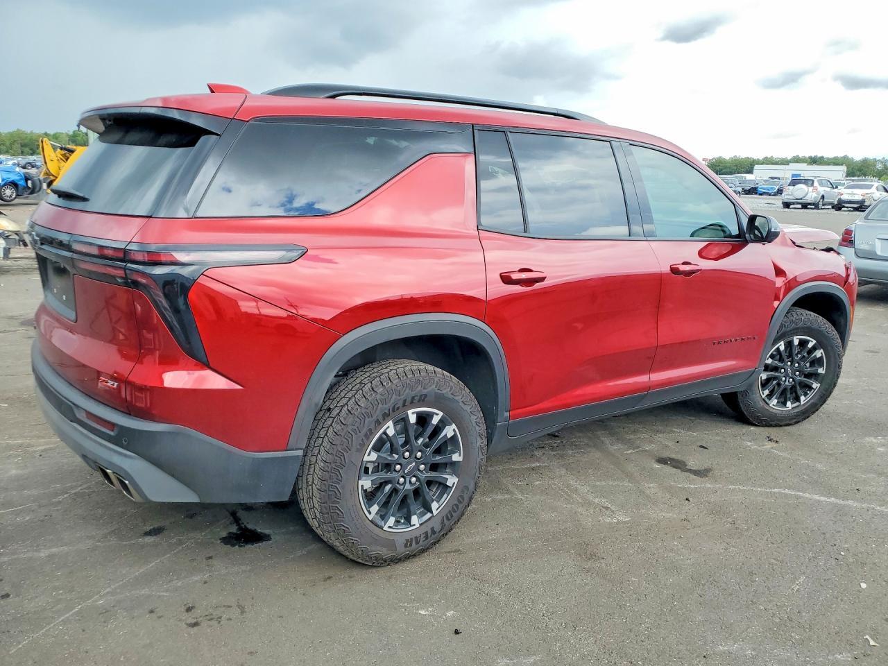 2026 Chevrolet Traverse Z71 - Фото 3