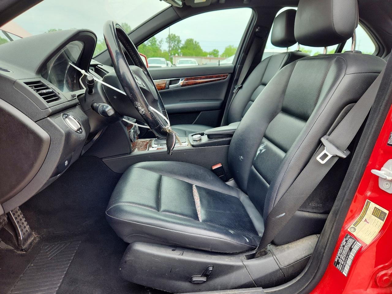 2010 Mercedes-Benz C 300 4Matic - Фото 7