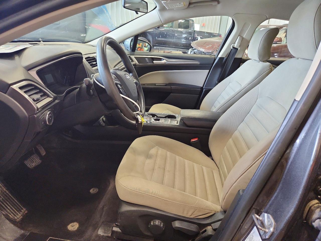 2017 Ford Fusion S - Image 7