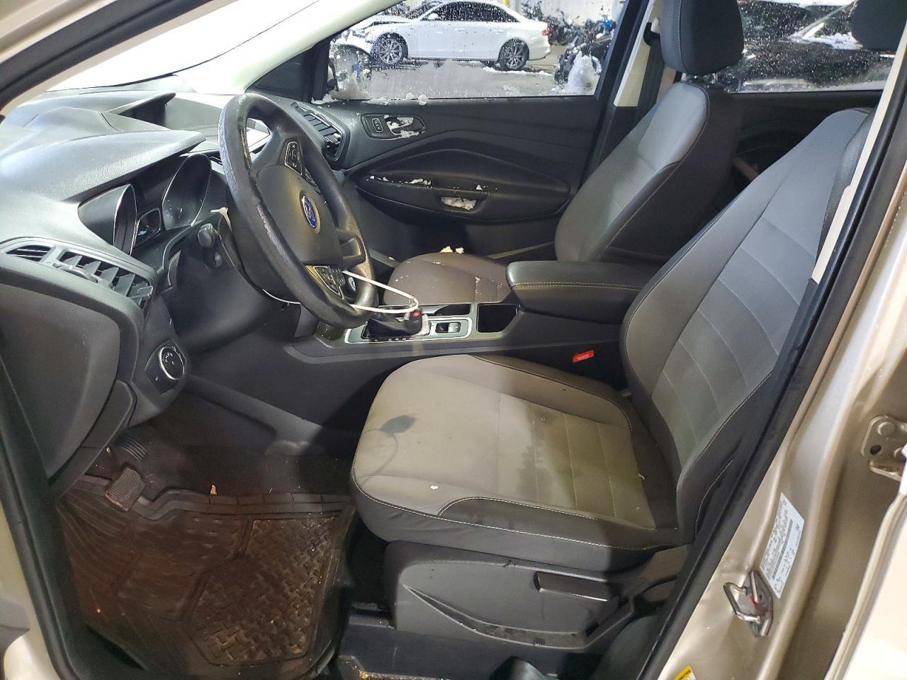 2017 Ford Escape S - Фото 7