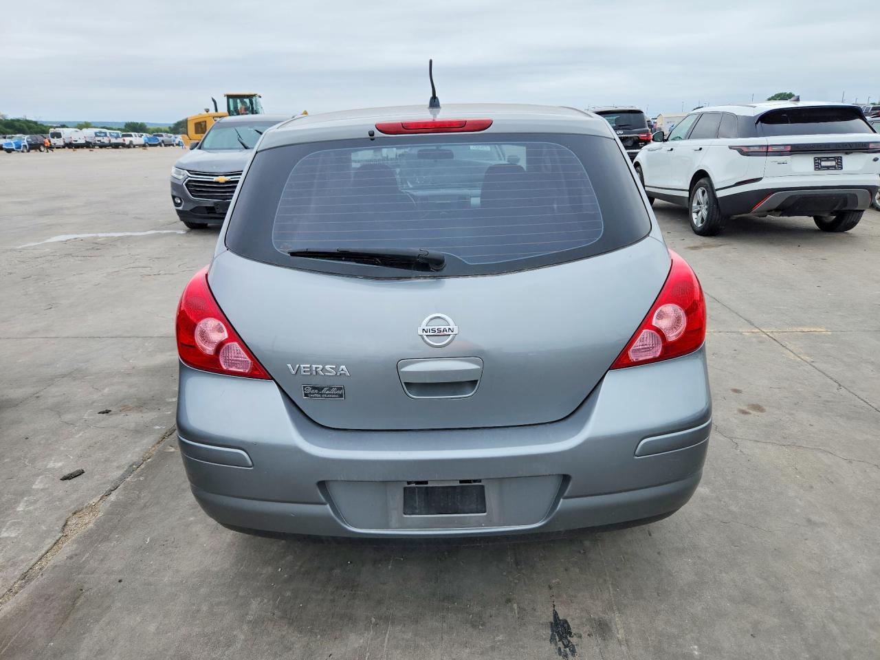 2008 Nissan Versa 1.8 S - Image 6