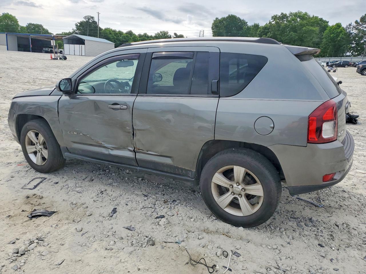 2014 Jeep Compass Latitude - Фото 2