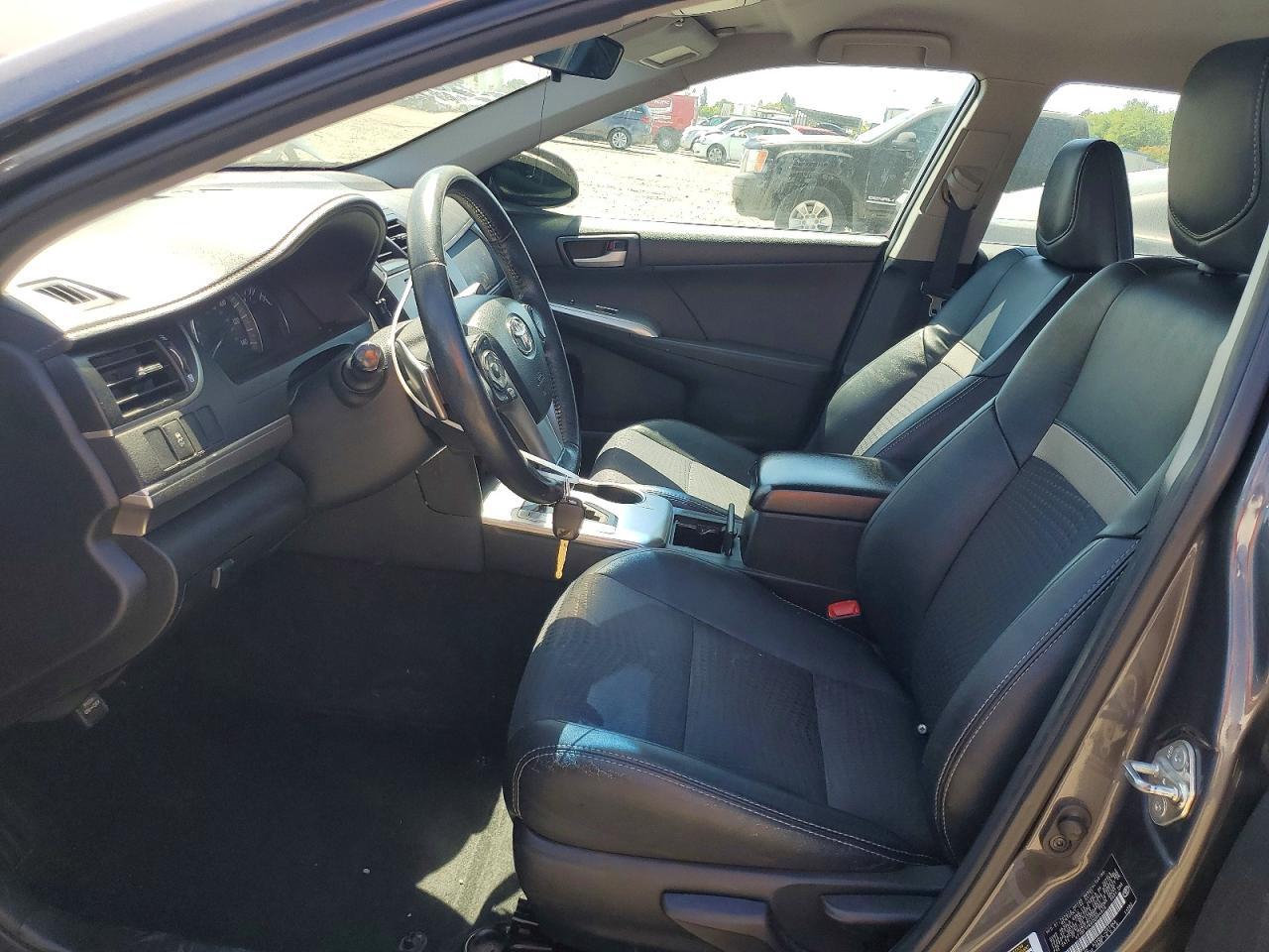 2012 Toyota Camry Se - Image 7