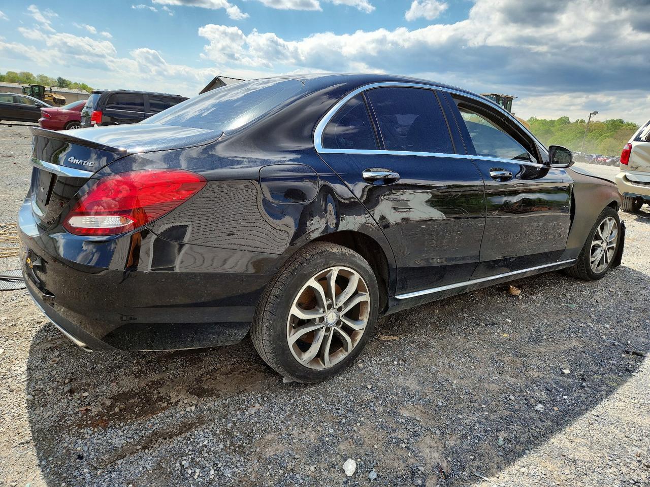 2016 Mercedes-Benz C 300 4Matic - Image 3