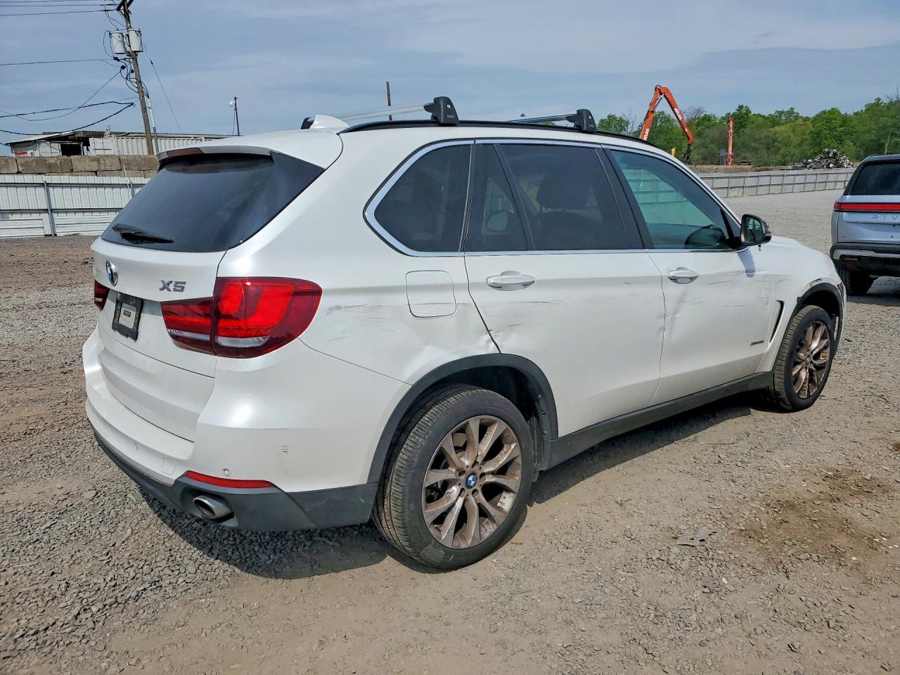 2016 BMW X5 xDrive35I - Фото 3