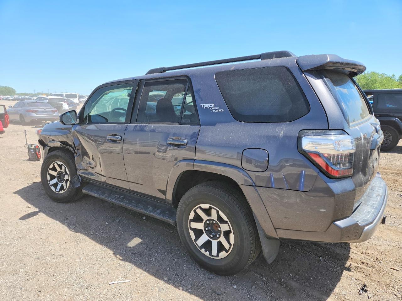 2020 Toyota 4Runner Trd Off-Road - Фото 2