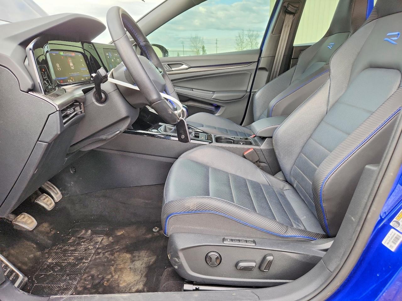 2024 Volkswagen Golf R - Image 7