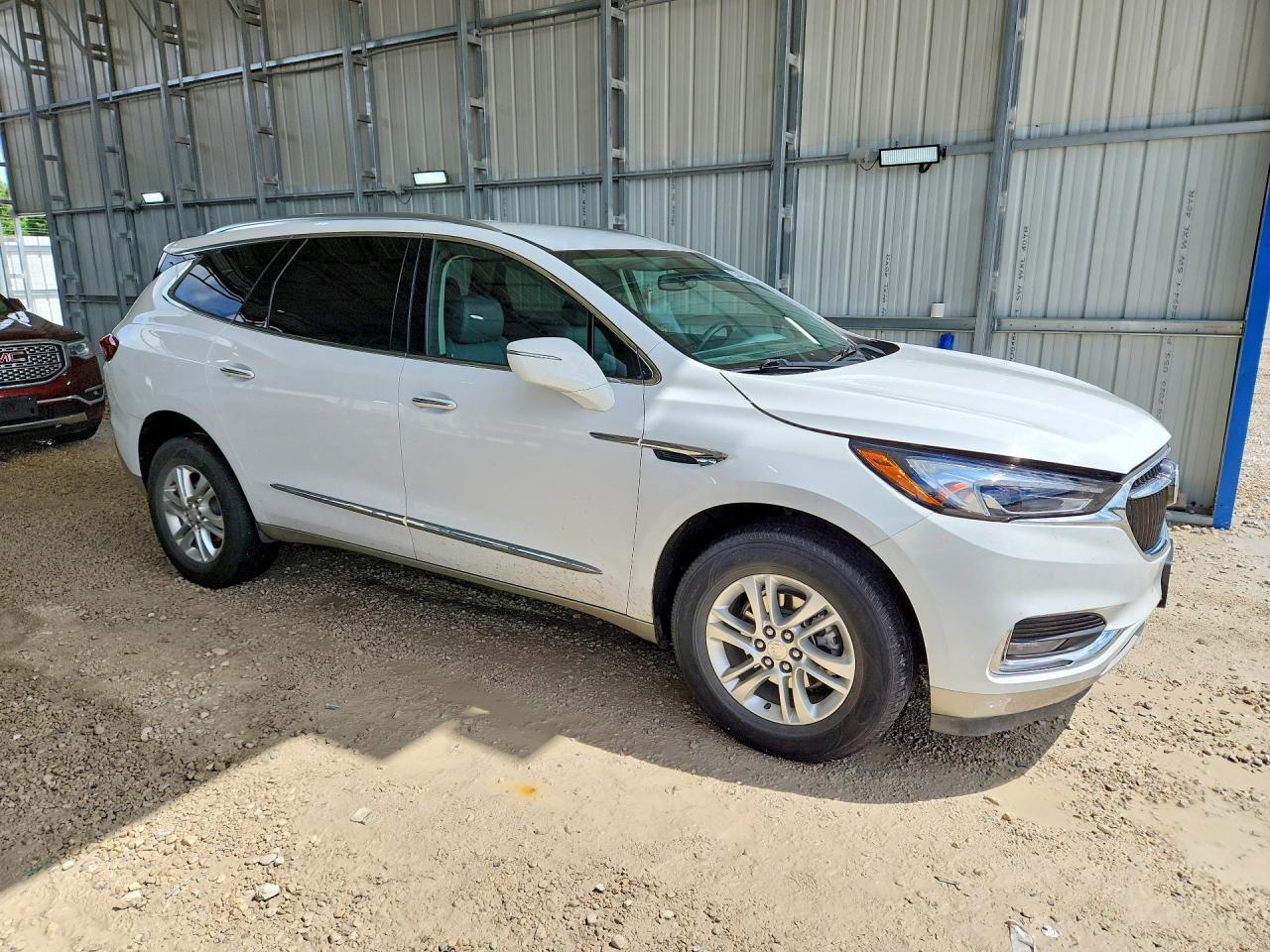 2021 Buick Enclave - Image 4