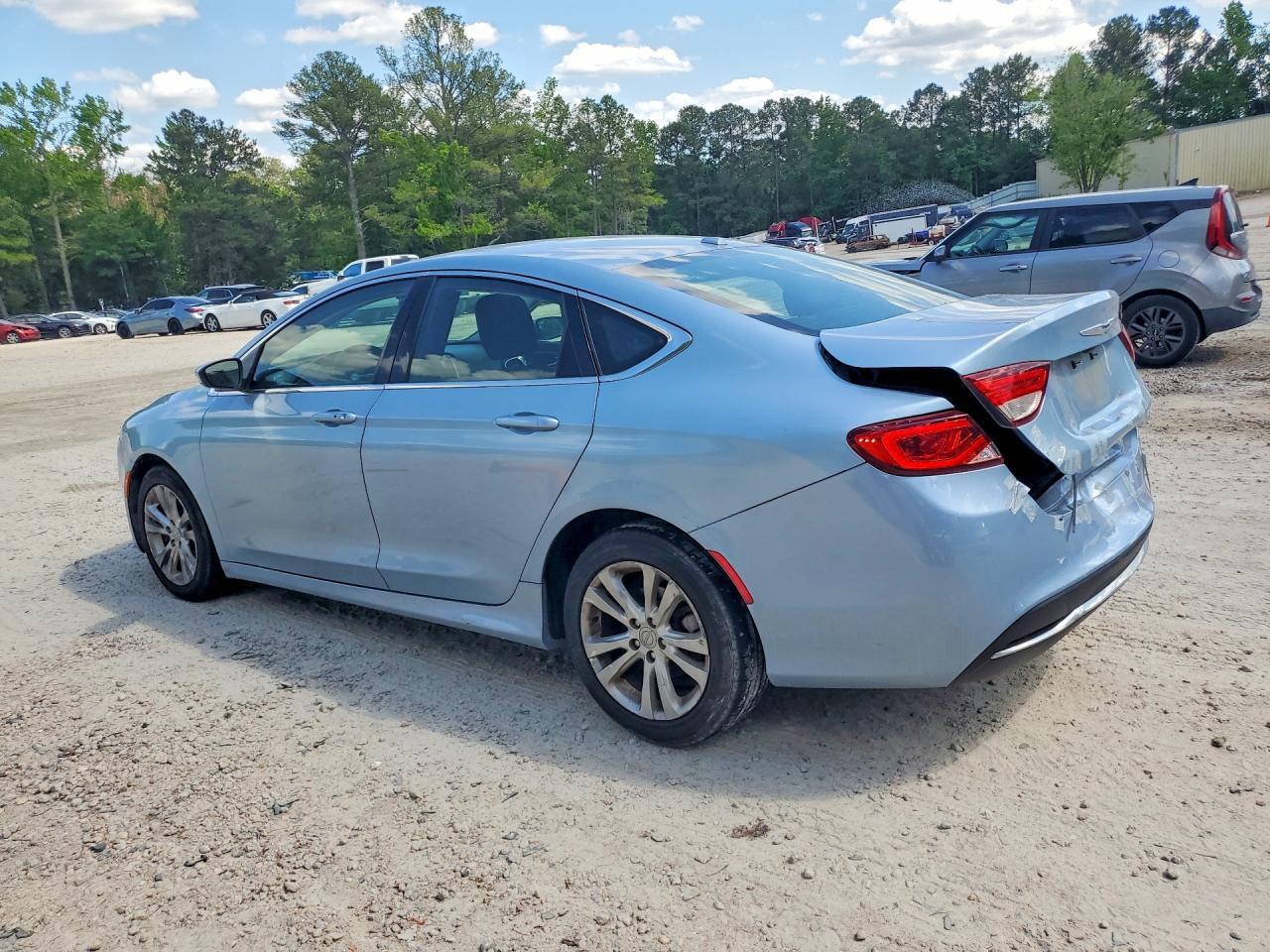 2015 Chrysler 200 Limited - Image 2