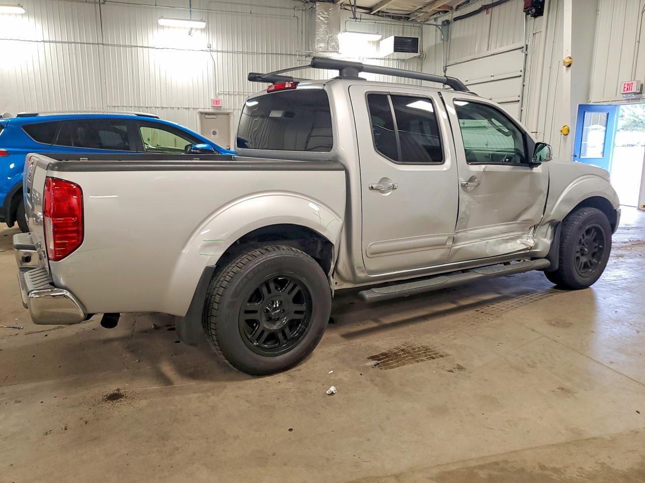 2011 Nissan Frontier S - Image 3