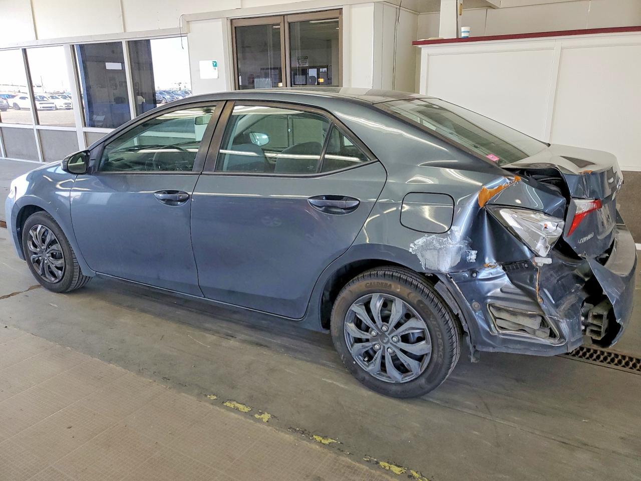 2014 Toyota Corolla Le - Image 2