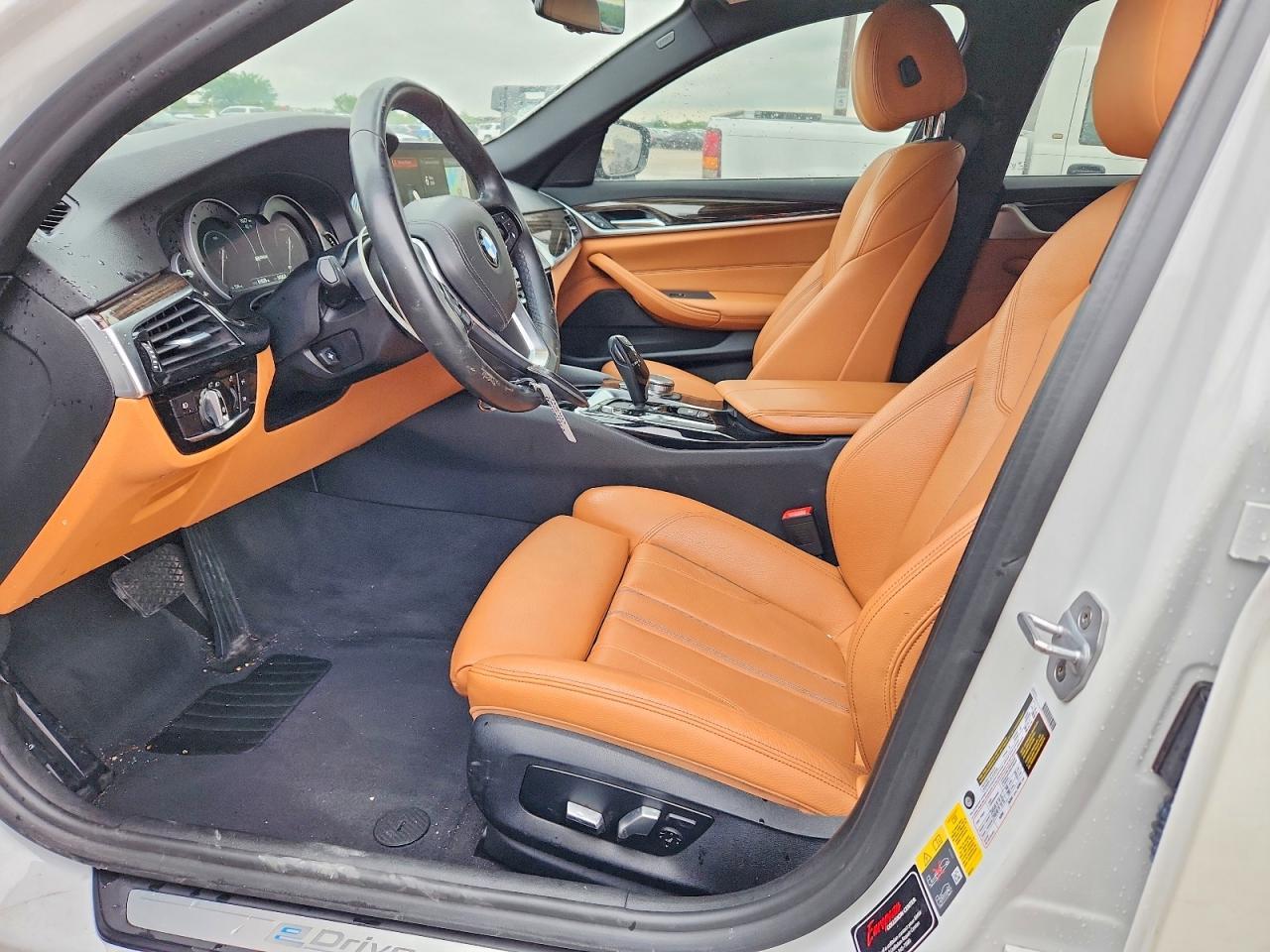 2018 BMW 530E - Фото 7