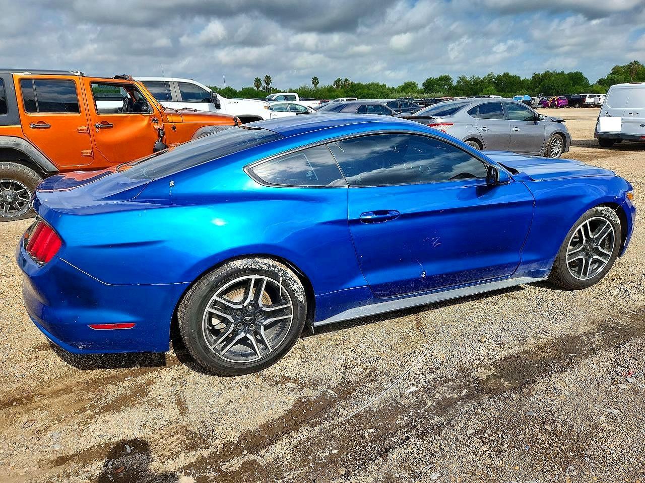 2017 Ford Mustang - Фото 5