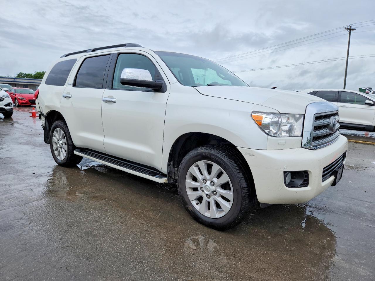 2017 Toyota Sequoia Platinum - Фото 4