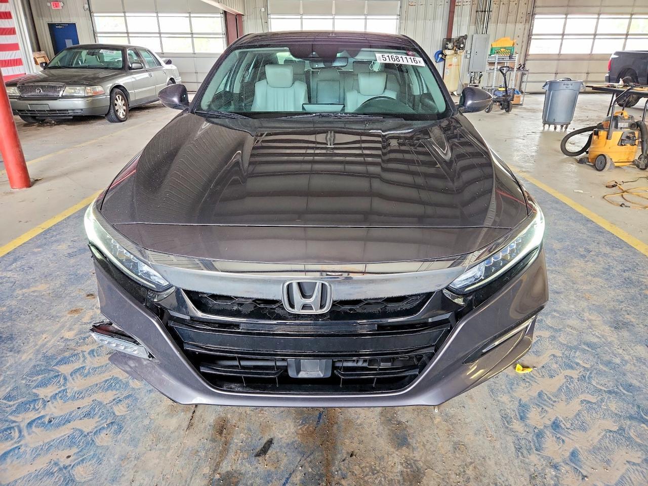 2018 Honda Accord Hybrid Exl - Image 5