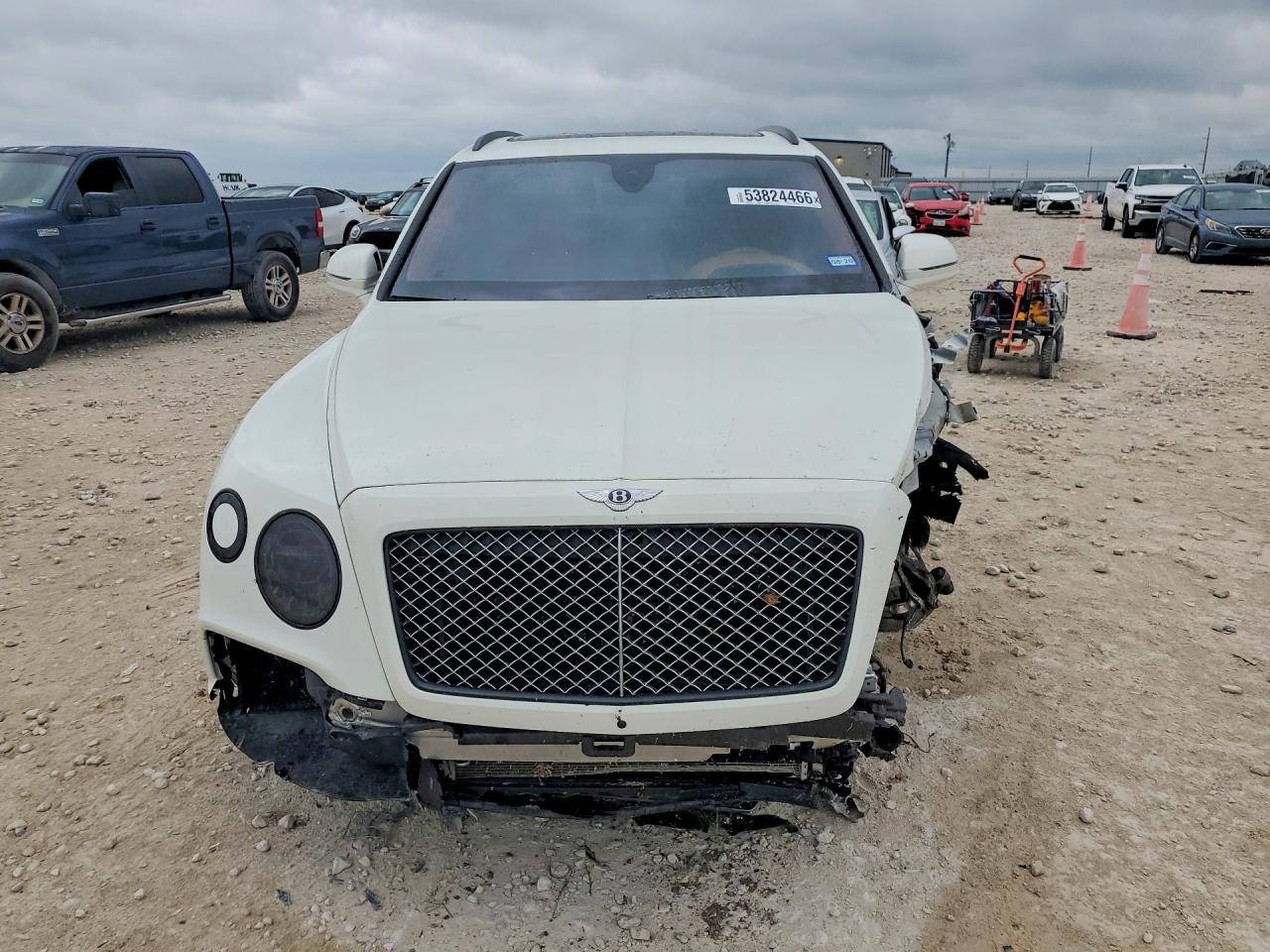 2017 Bentley Bentayga - Фото 5