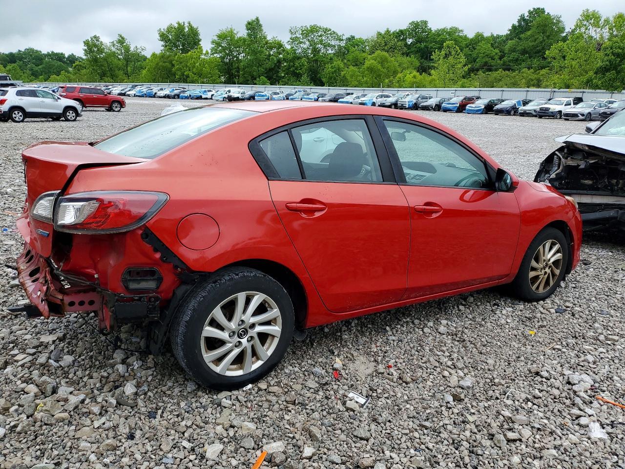 2013 Mazda 3 I - Image 3