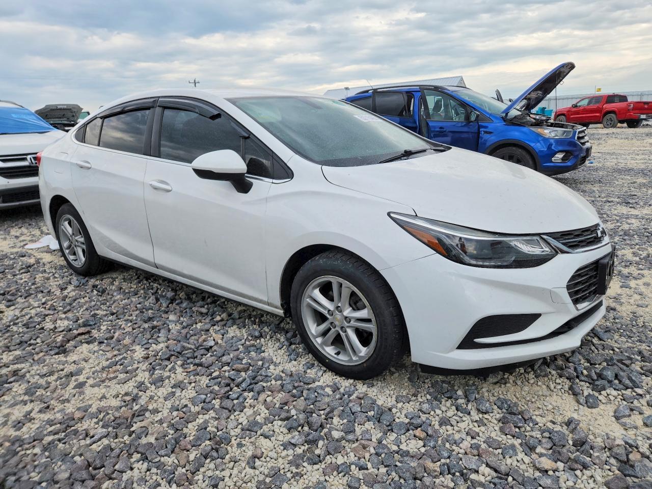 2017 Chevrolet Cruze Lt - Фото 4