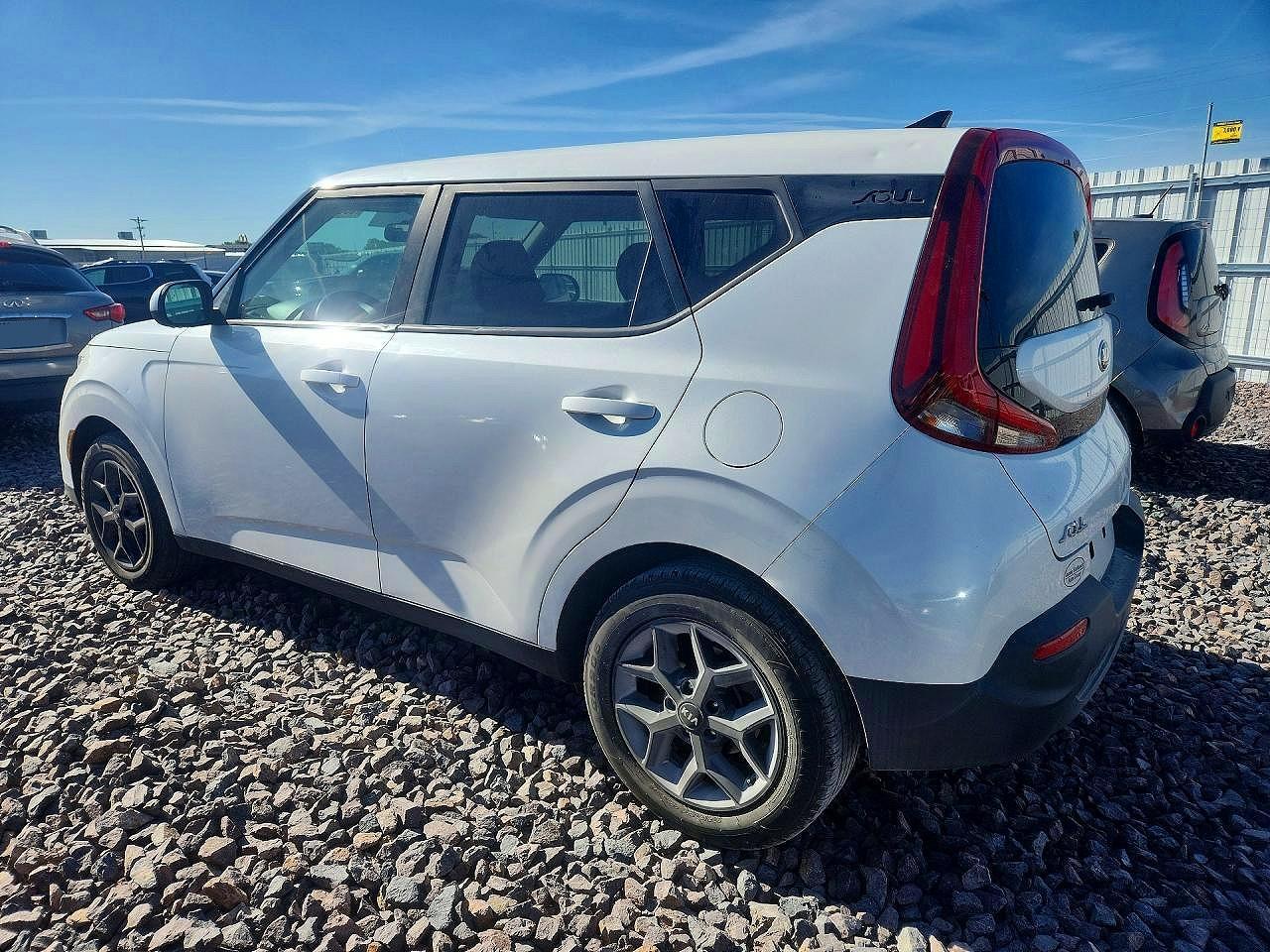 2021 Kia Soul S - Фото 2