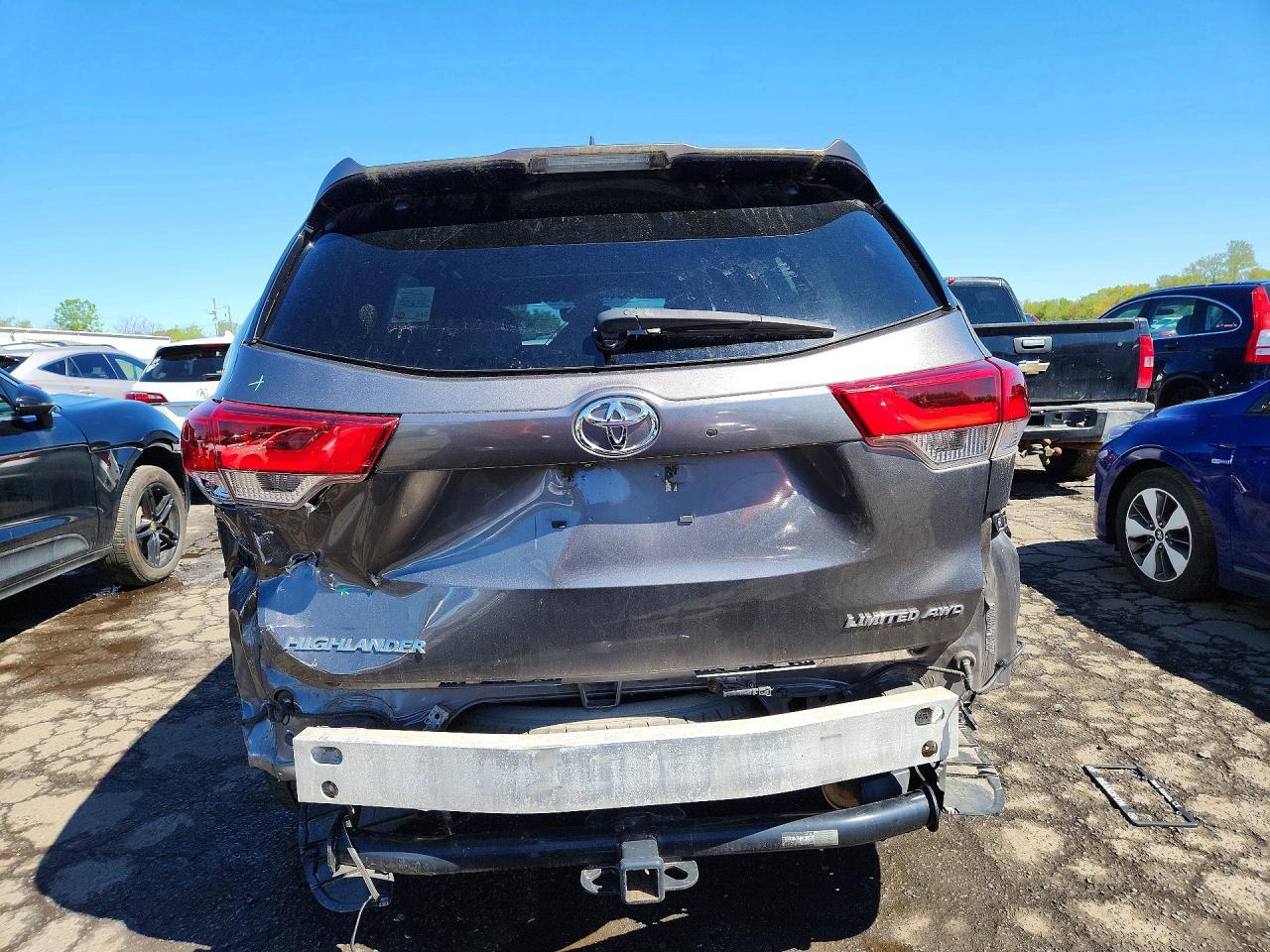 2018 Toyota Highlander Limited - Фото 6