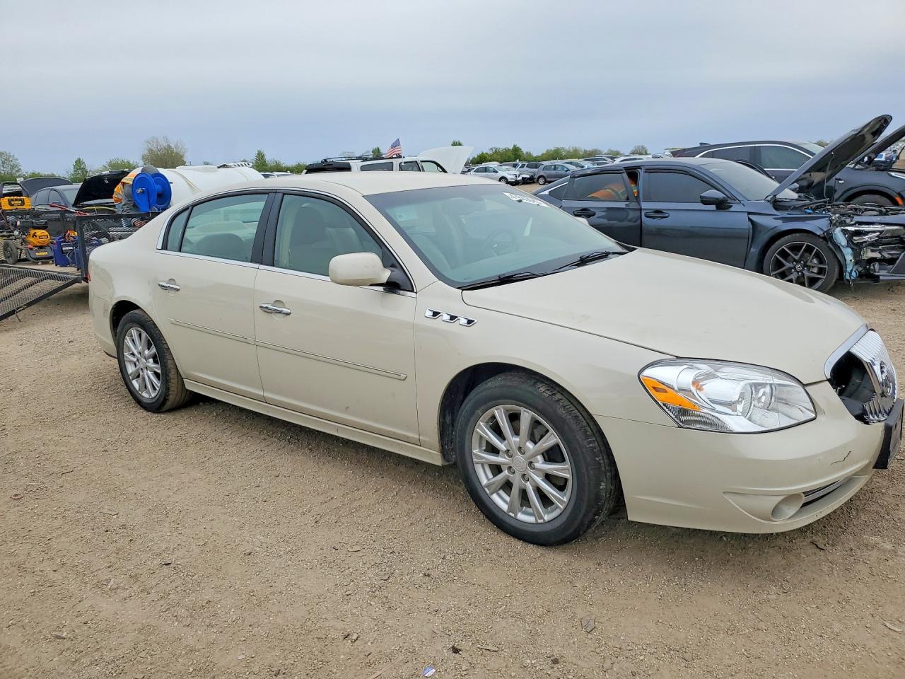 2011 Buick Lucerne Cxl - Фото 4