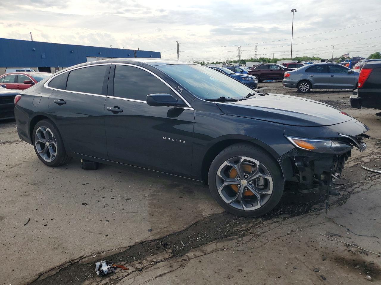 2022 Chevrolet Malibu Lt - Фото 4