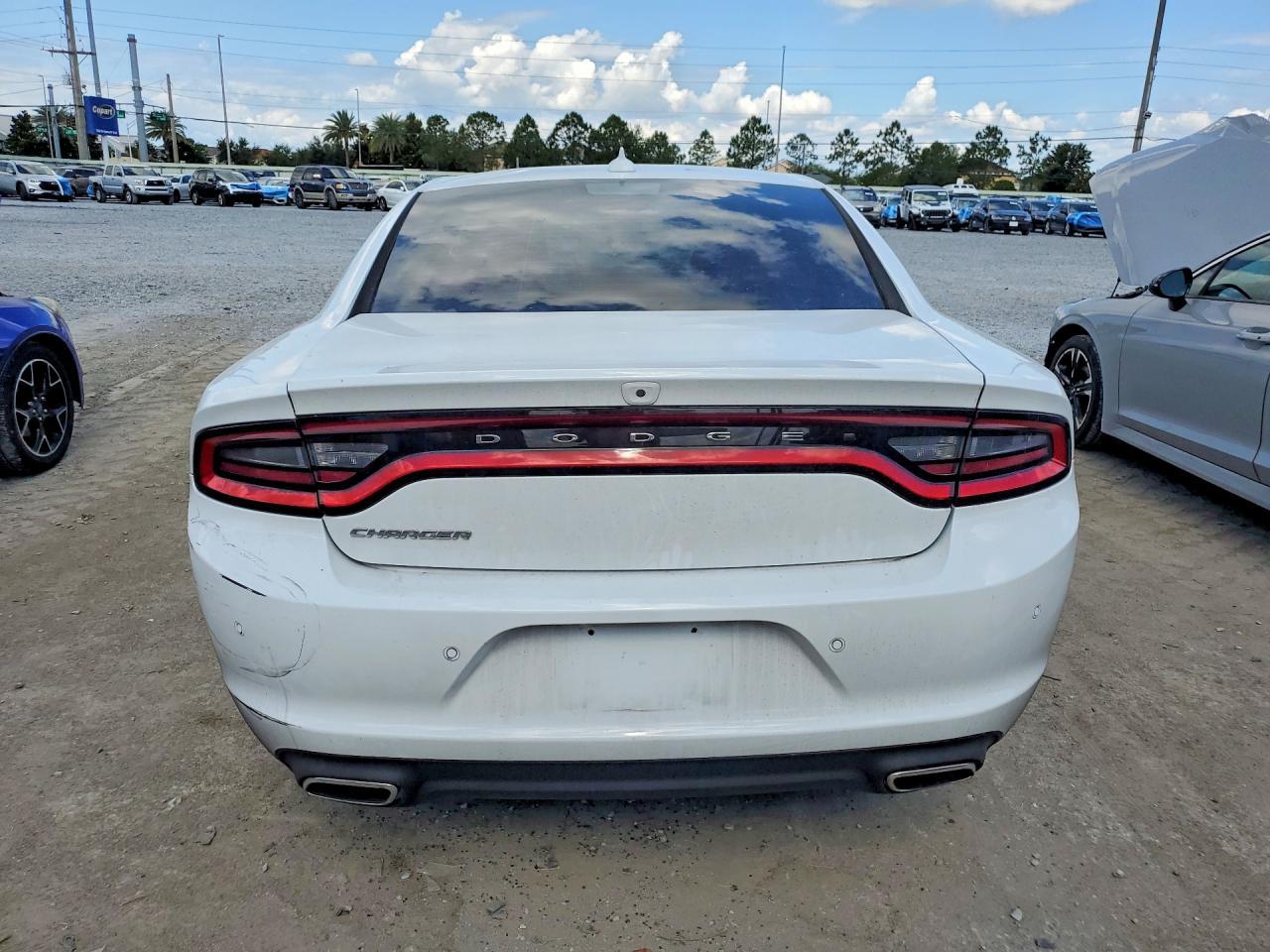 2023 Dodge Charger Sxt - Image 6