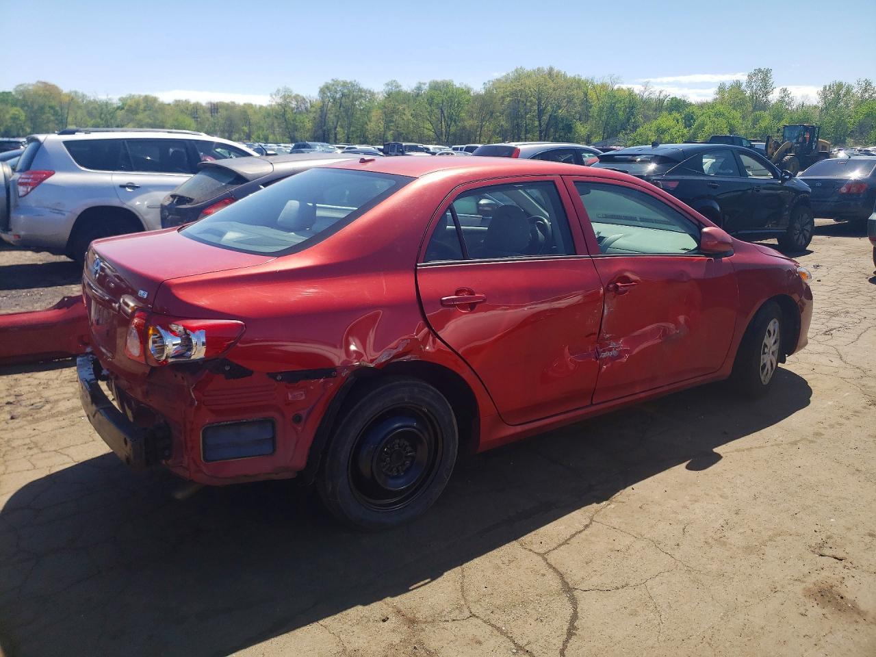 2010 Toyota Corolla Le - Image 3
