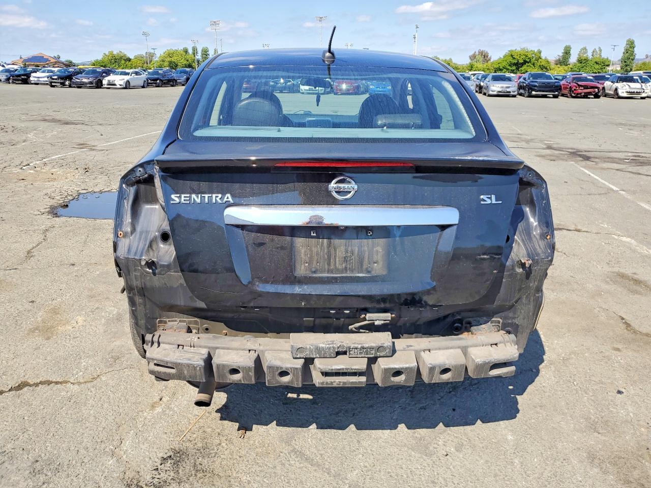 2011 Nissan Sentra 2.0 - Фото 6