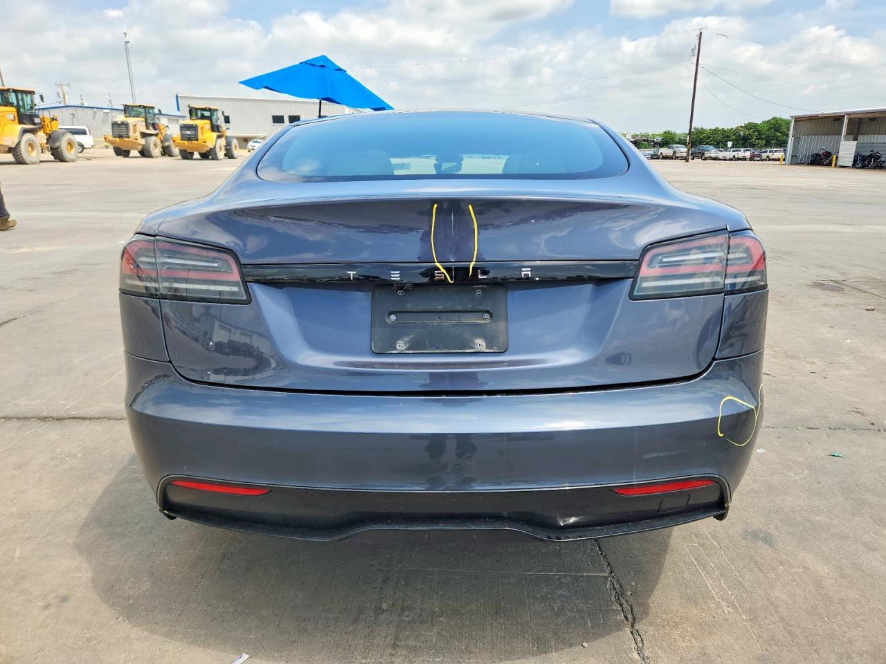 2023 Tesla Model S - Фото 6