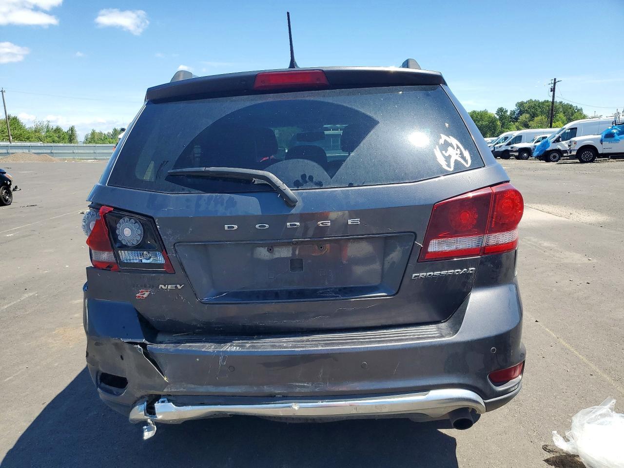 2018 Dodge Journey Crossroad - Фото 6