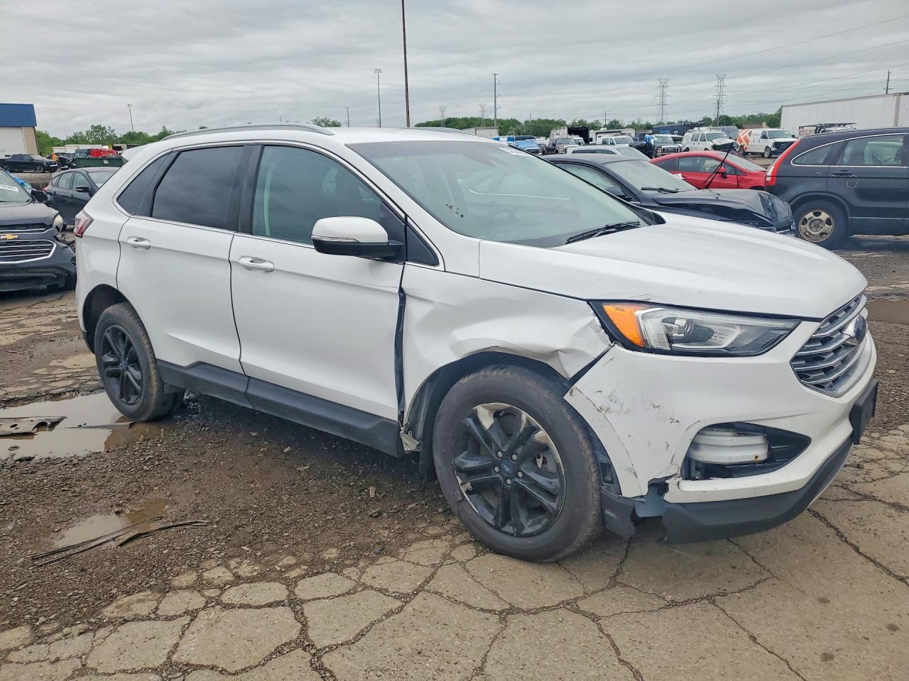 2020 Ford Edge Sel - Фото 4