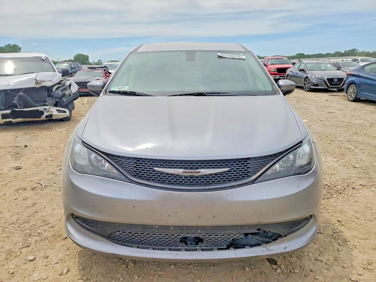 2021 Chrysler Voyager Lx - Фото 5