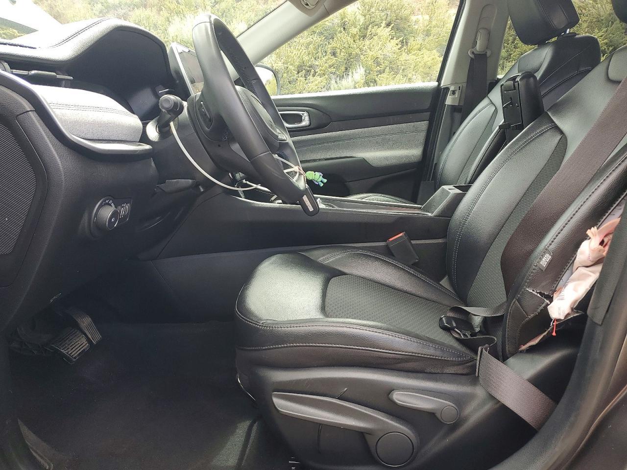 2022 Jeep Compass Latitude - Image 7