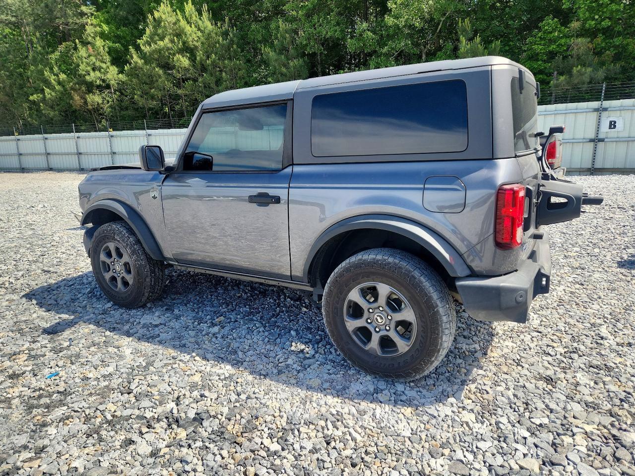 2021 Ford Bronco Base - Фото 2