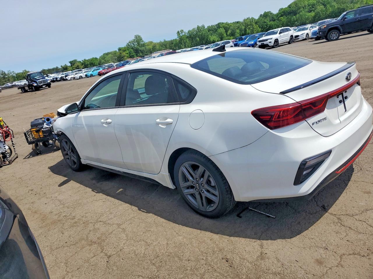 2020 Kia Forte Gt Line - Image 2