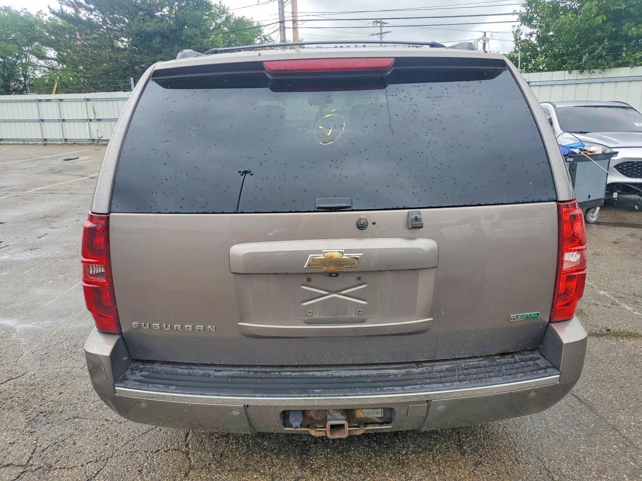 2011 Chevrolet Suburban K1500 Ltz - Image 6
