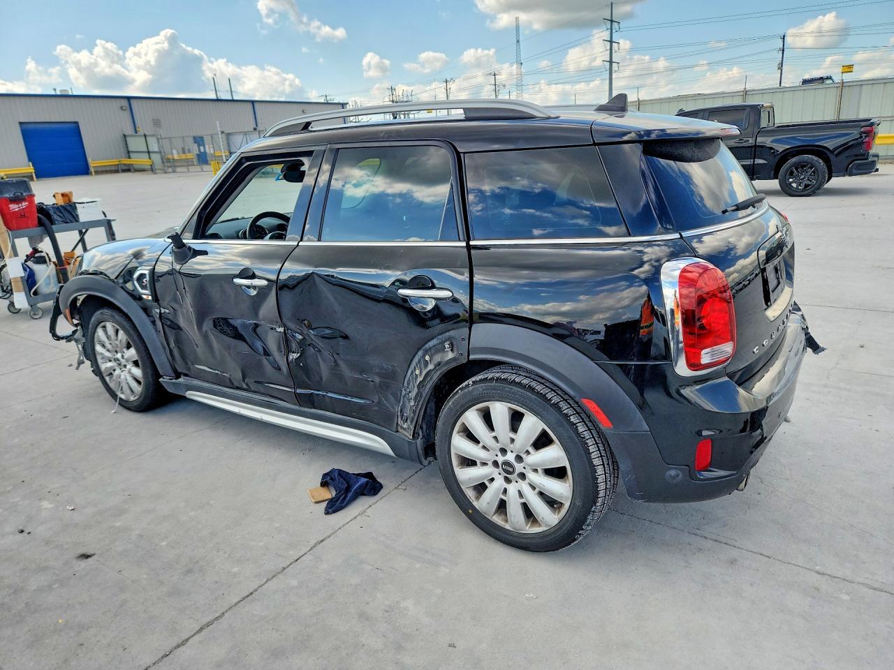 2020 Mini Cooper S Countryman - Image 2