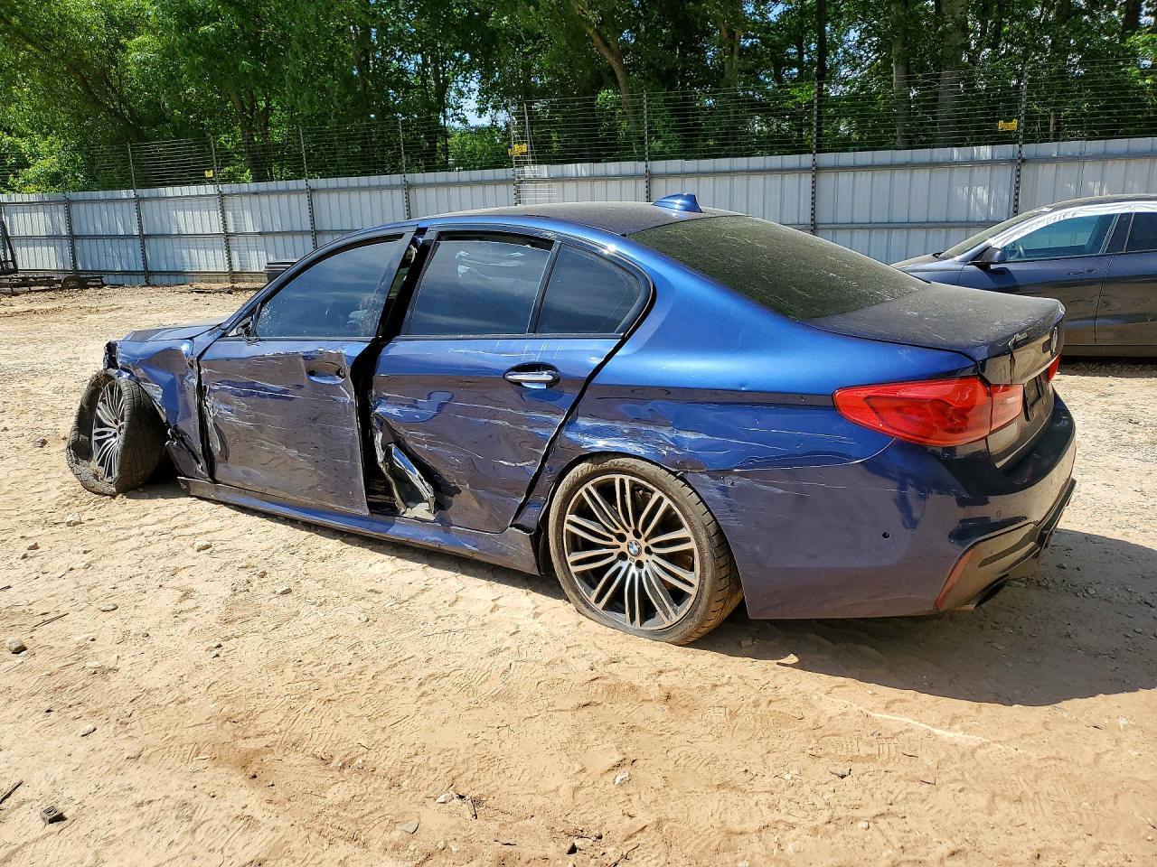2017 BMW 540 I - Фото 2