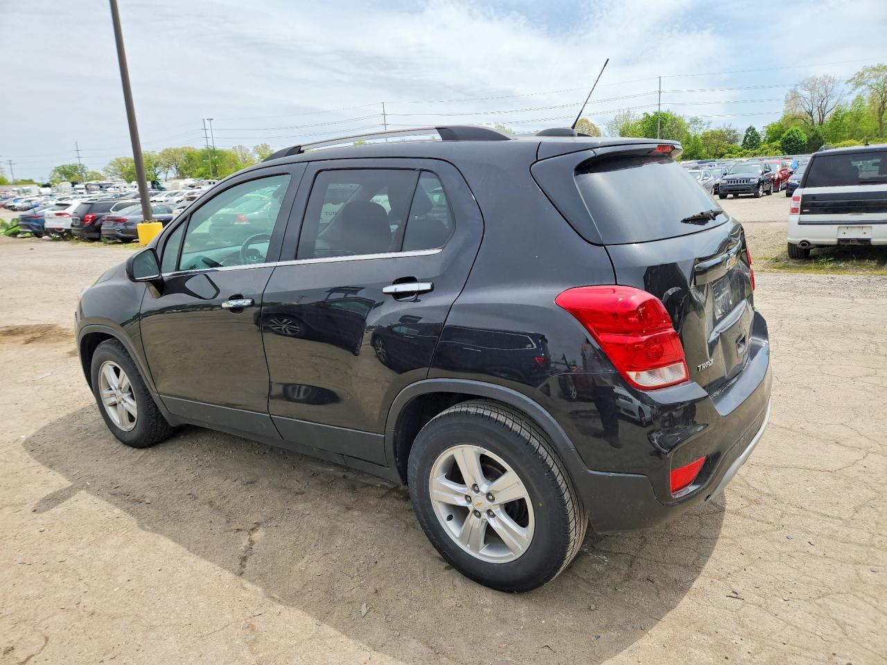 2019 Chevrolet Trax 1Lt - Фото 2