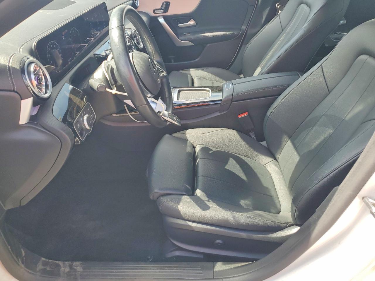 2025 Mercedes-Benz Cla 250 - Фото 7