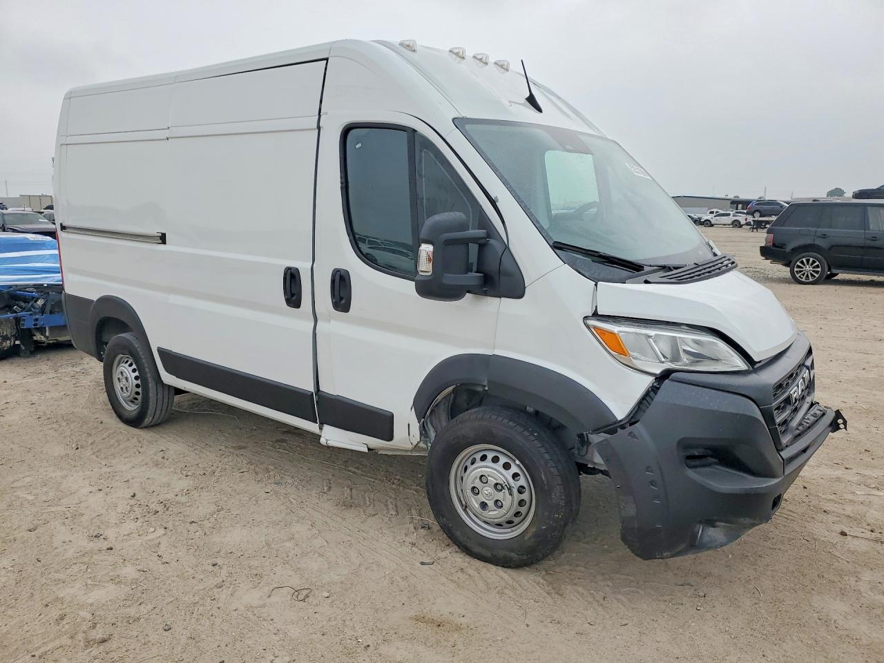 2025 Ram Promaster 1500 Delivery Van - Фото 4
