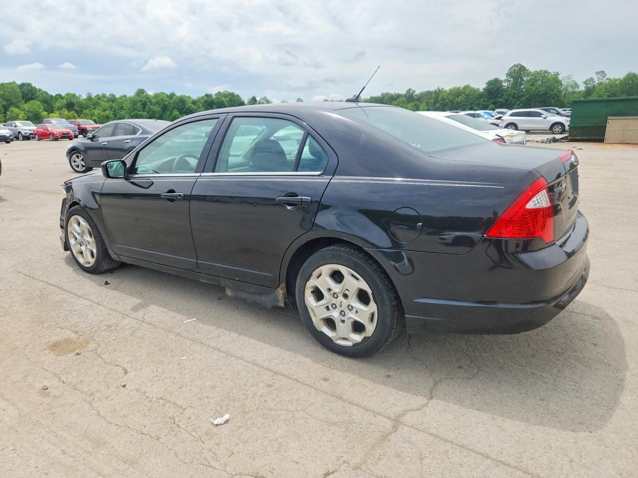 2011 Ford Fusion Se - Фото 2