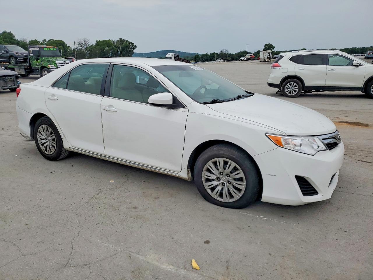 2012 Toyota Camry Le - Image 4