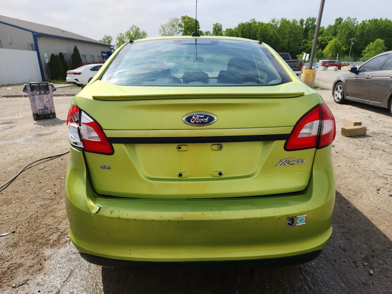 2011 Ford Fiesta Se - Фото 6